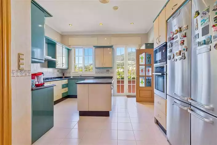 House 215m² in Italy, Cremona. Priced at 4200000€ rent photo-20