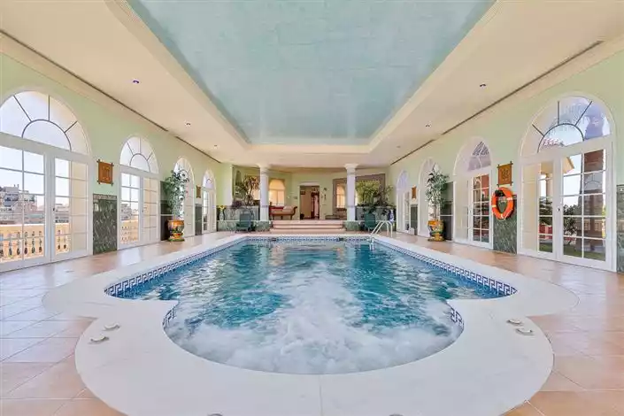 House 215m² in Italy, Cremona. Priced at 4200000€ rent photo-21