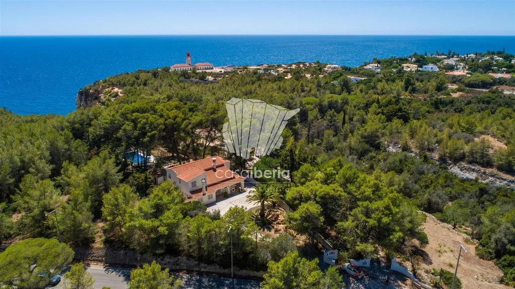 House 165m² in Portugal, Lagoa. Priced at 3800000€ rent photo-3