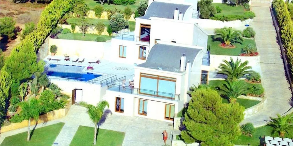House 440m² in Greece, Chania. Priced at 2200000€ rent photo-5