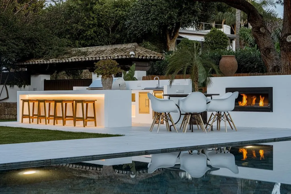Villa 441m² in Portugal, Oeirash. Priced at 2795000€ rent photo-4