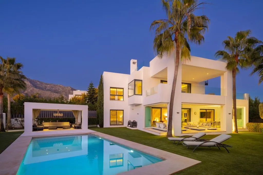 Villa 599m² in Portugal, Oeirash. Priced at 3595000€ rent photo-19