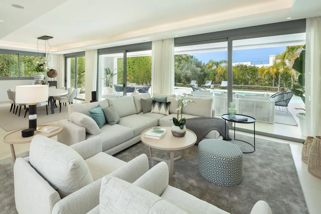 Villa 516m² in Portugal, Oeirash. Priced at 4250000€ rent photo-1
