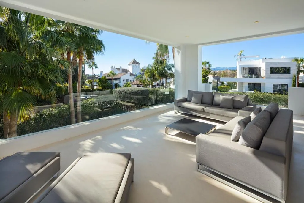 Villa 516m² in Portugal, Oeirash. Priced at 4250000€ rent photo-7