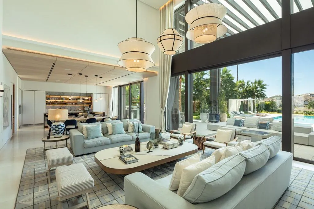 Villa 516m² in Portugal, Oeirash. Priced at 4250000€ rent photo-16