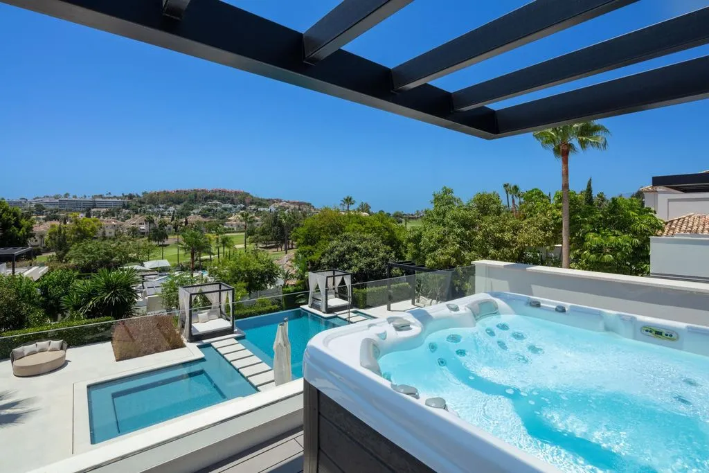 Villa 516m² in Portugal, Oeirash. Priced at 4250000€ rent photo-40