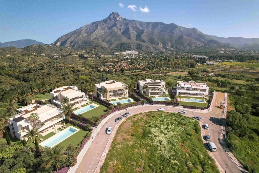 Villa 630m² in Portugal, Oeirash. Priced at 4000000€ rent photo-3