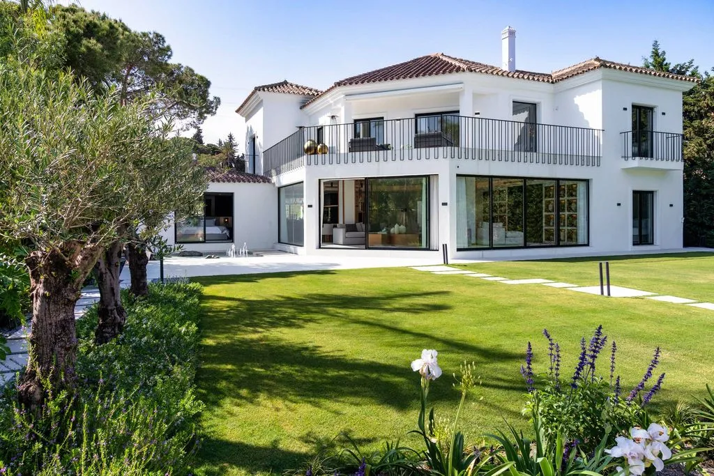 Villa 567m² in Portugal, Oeirash. Priced at 4295000€ rent photo-2