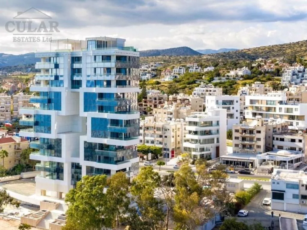 Flat 421m² in Cyprus, Limassol. Priced at 6070600€ rent photo-4