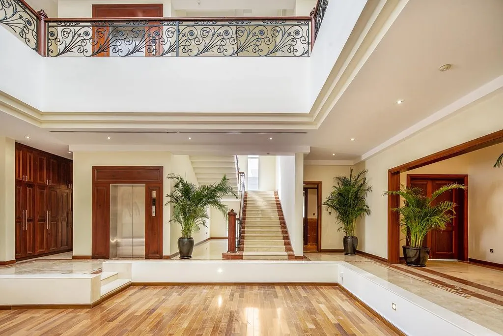 Villa 1025m² in UAE, Dubai. Priced at 349500€ rent photo-3