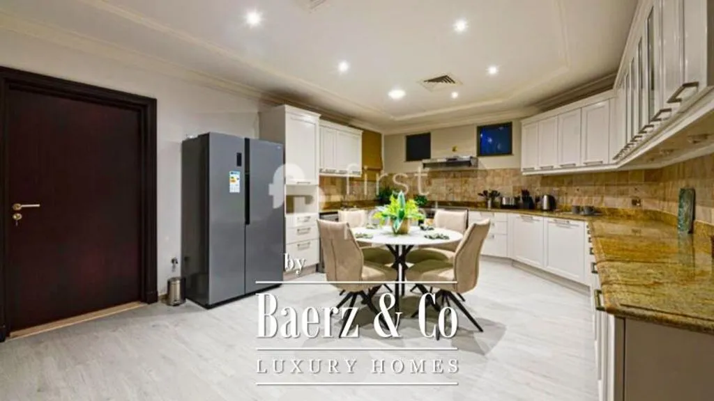 Villa 1025m² in UAE, Dubai. Priced at 349500€ rent photo-5