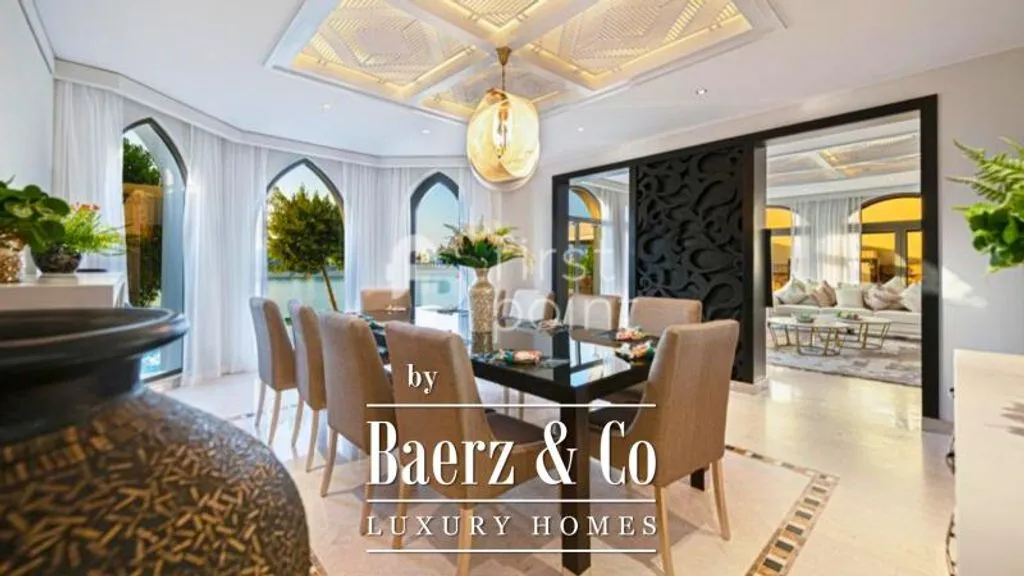 Villa 1025m² in UAE, Dubai. Priced at 349500€ rent photo-22
