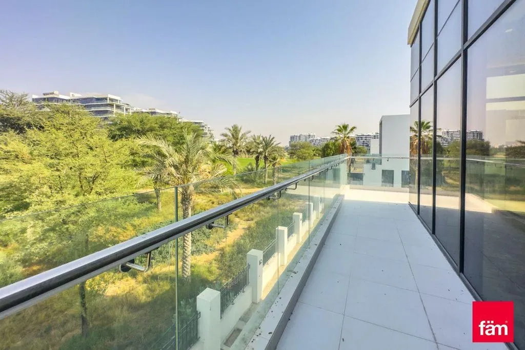 Villa 1025m² in UAE, Dubai. Priced at 349500€ rent photo-26