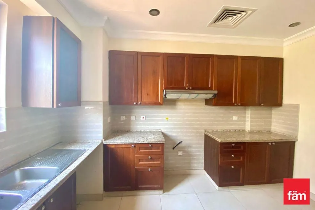 Villa 1025m² in UAE, Dubai. Priced at 349500€ rent photo-28
