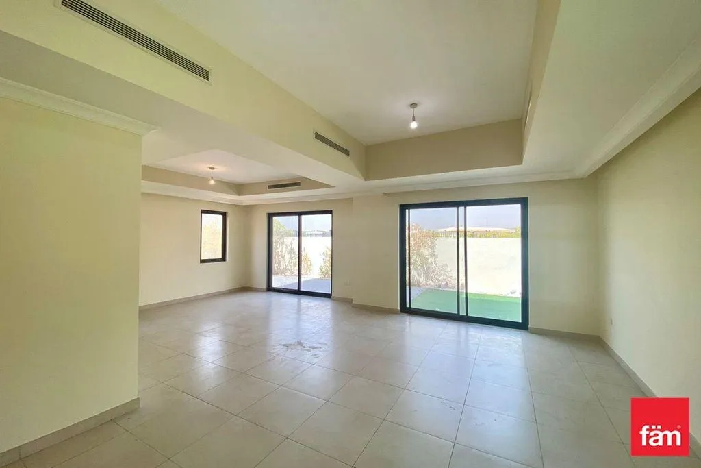Villa 1025m² in UAE, Dubai. Priced at 349500€ rent photo-32