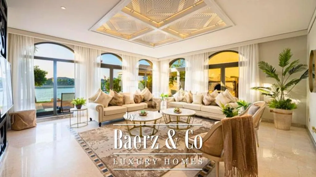 Villa 1025m² in UAE, Dubai. Priced at 349500€ rent photo-33