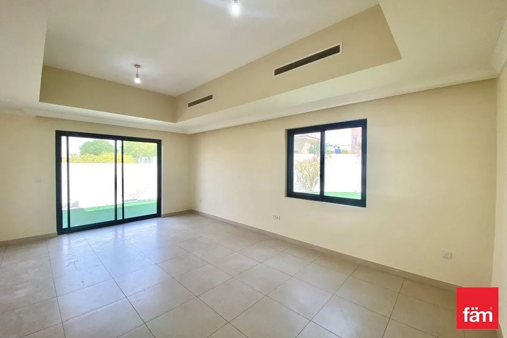 Villa 1025m² in UAE, Dubai. Priced at 349500€ rent photo-36