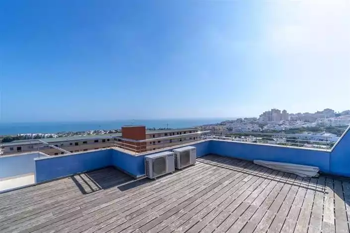 Flat 80m² in Spain, Torrevieja. Priced at 215000€ rent photo-1