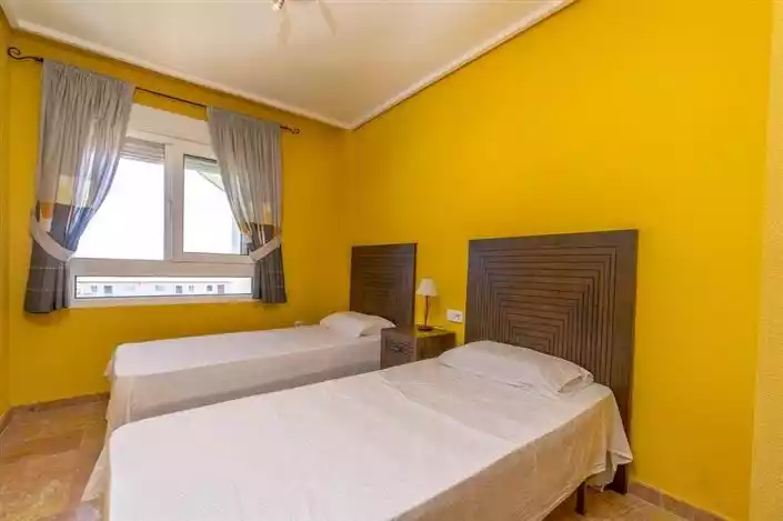 Flat 80m² in Spain, Torrevieja. Priced at 215000€ rent photo-12