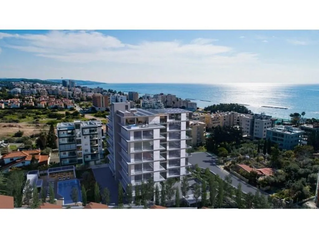 Flat 297m² in Cyprus, Limassol. Priced at 1800000€ rent photo-3