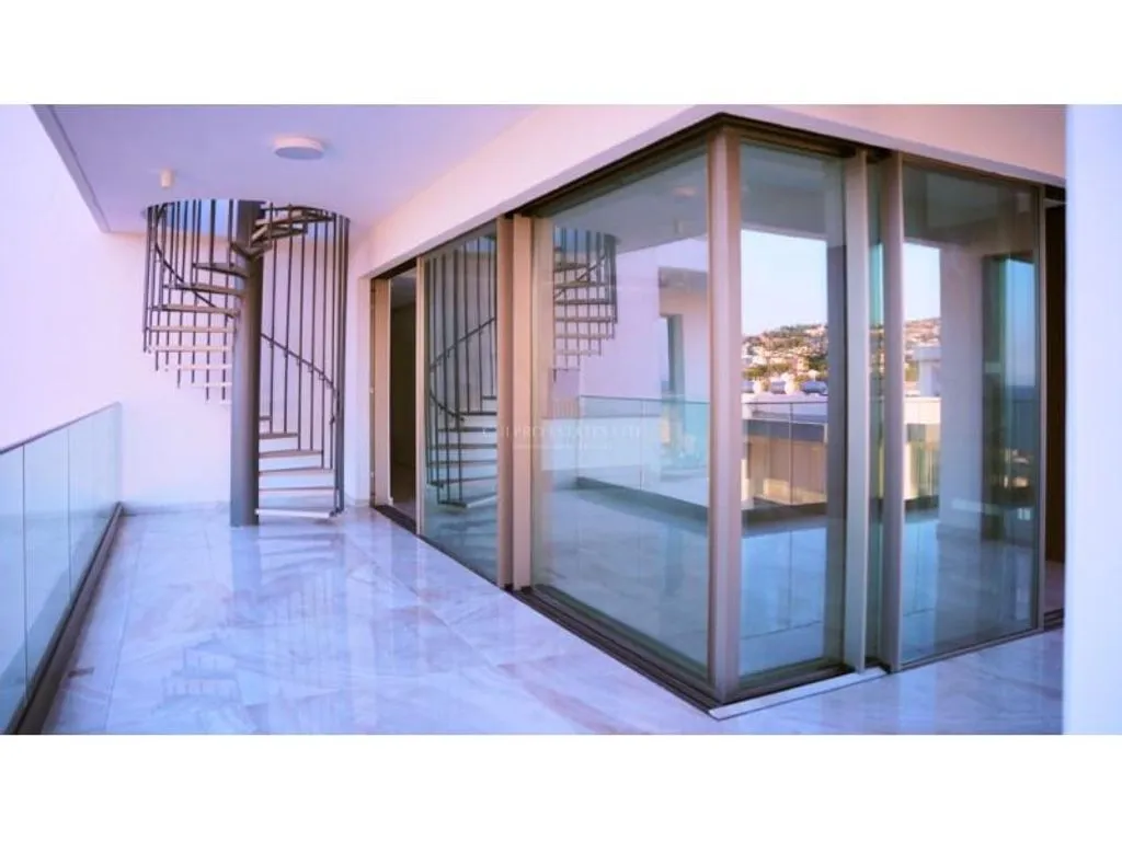 Flat 297m² in Cyprus, Limassol. Priced at 1800000€ rent photo-5