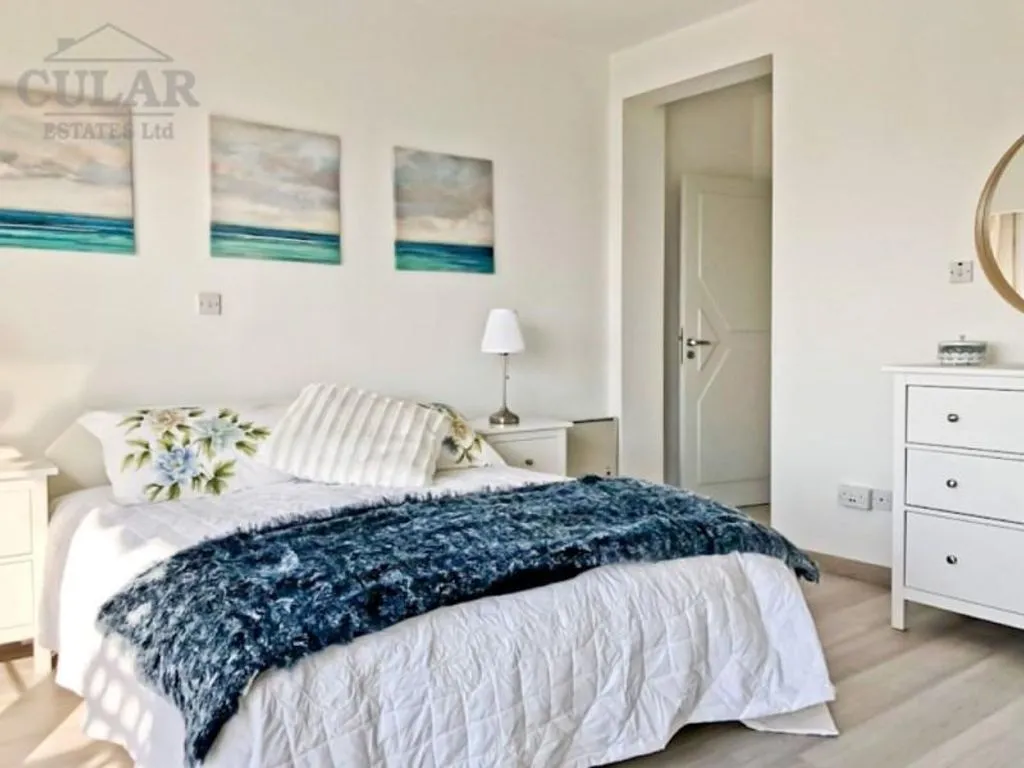 Flat 135m² in Cyprus, Limassol. Priced at 2800€ rent photo-1
