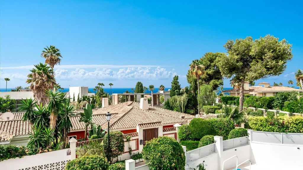 Villa 298m² in Portugal, Oeirash. Priced at 1995000€ rent photo-4
