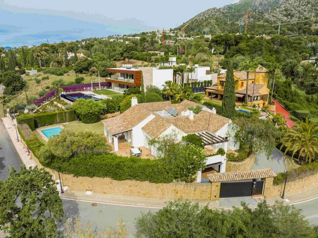 Villa 702m² in Portugal, Oeirash. Priced at 9680000€ rent photo-23