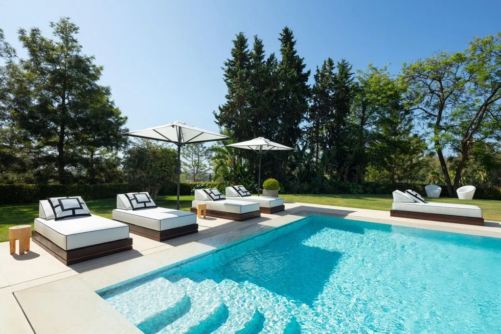 Villa 702m² in Portugal, Oeirash. Priced at 9680000€ rent photo-26