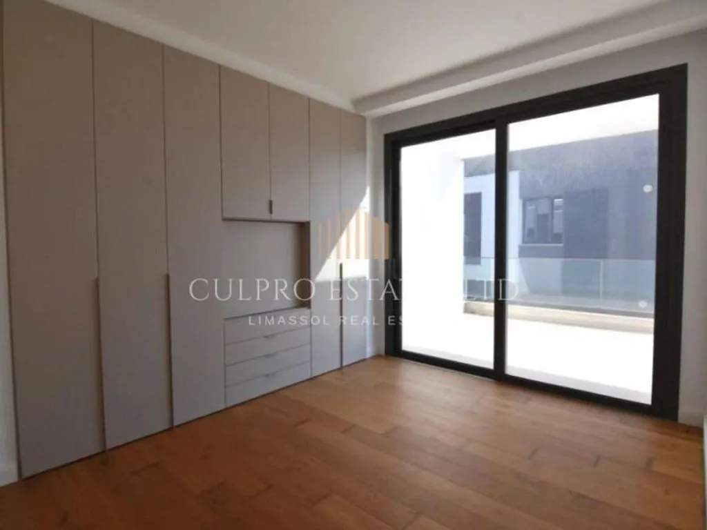 Flat 114m² in Cyprus, Limassol. Priced at 4350€ rent photo-2