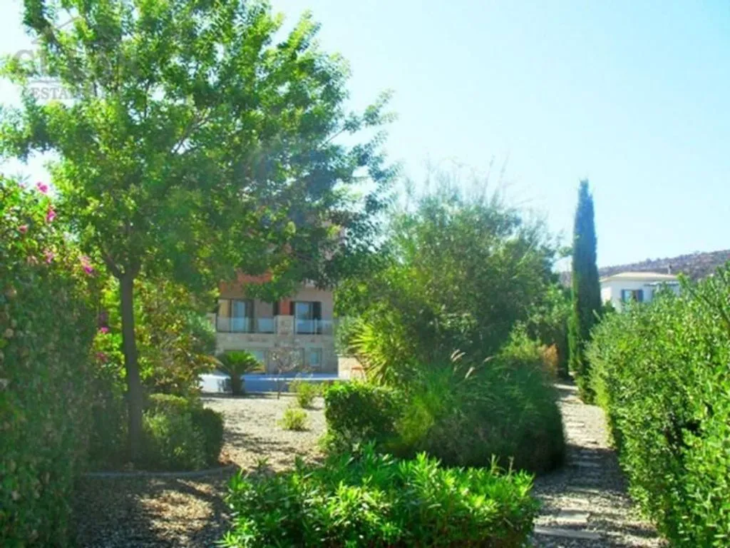 Villa 334m² in Cyprus, Polis. Priced at 2385000€ rent photo-2