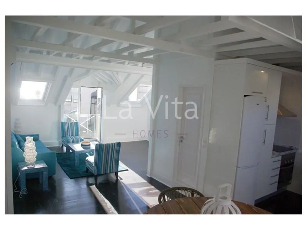 Flat 99m² in Portugal, Cascais. Priced at 2500€ rent photo-3