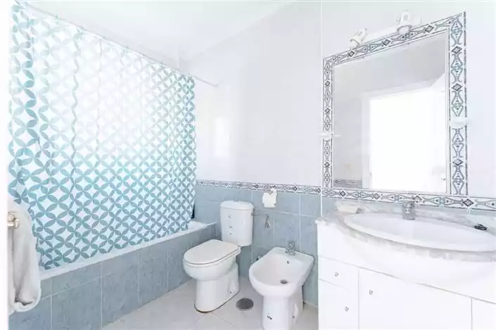 House 93m² in Spain, Williamartin. Priced at 165000€ rent photo-18