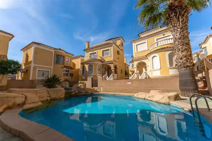 House 93m² in Spain, Williamartin. Priced at 165000€ rent photo-2