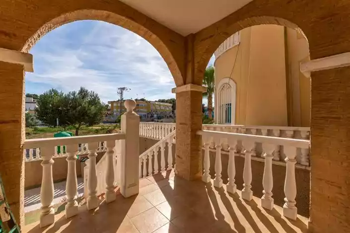 House 93m² in Spain, Williamartin. Priced at 165000€ rent photo-4