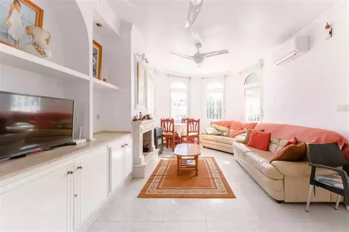 House 93m² in Spain, Williamartin. Priced at 165000€ rent photo-6