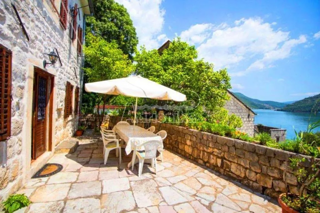 House 124m² in Montenegro, Kotor. Priced at 750000€ rent photo-7