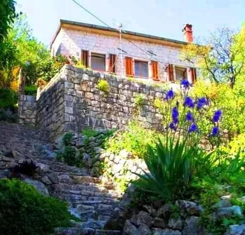 House 124m² in Montenegro, Kotor. Priced at 750000€ rent photo-12