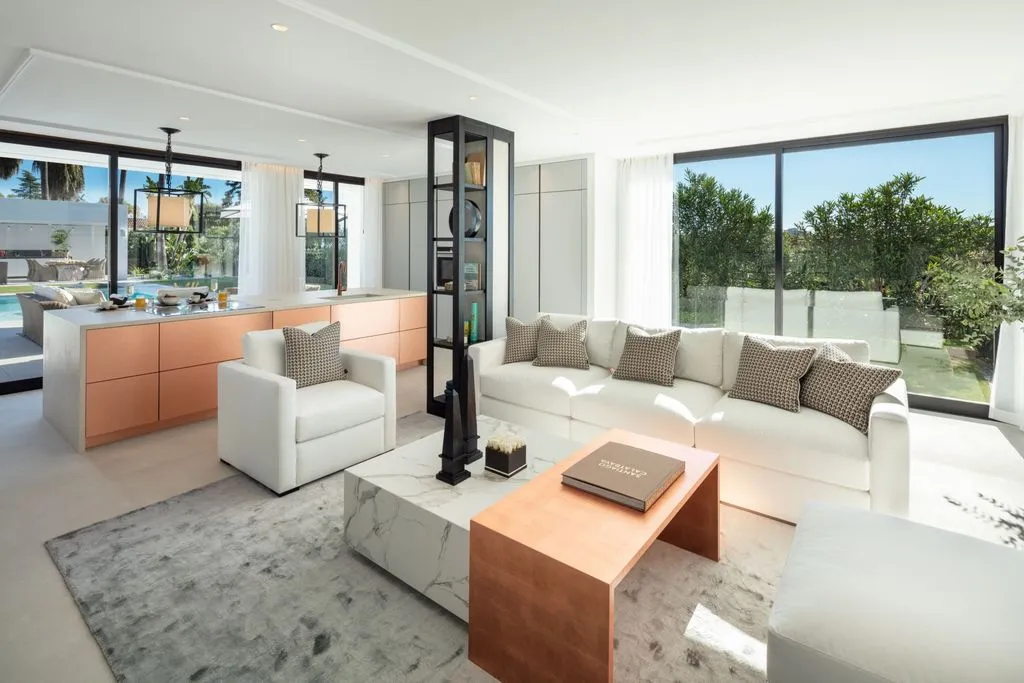 Villa 393m² in Portugal, Oeirash. Priced at 3950000€ rent photo-6