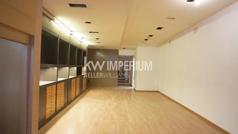 House 376m² in Italy, Cadeliano Viconago. Priced at 278625£ rent photo-4