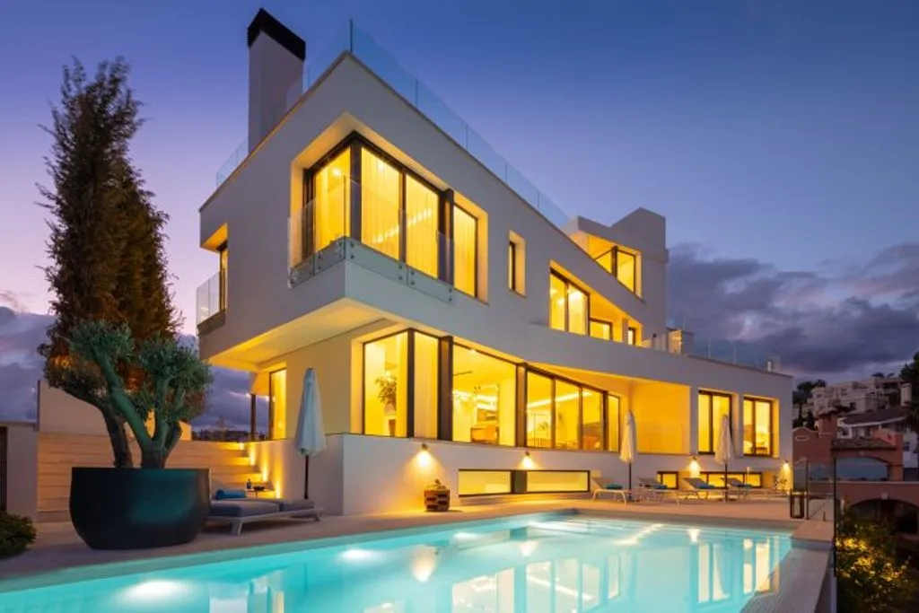 Villa 610m² in Portugal, Oeirash. Priced at 5500000€ rent photo-2