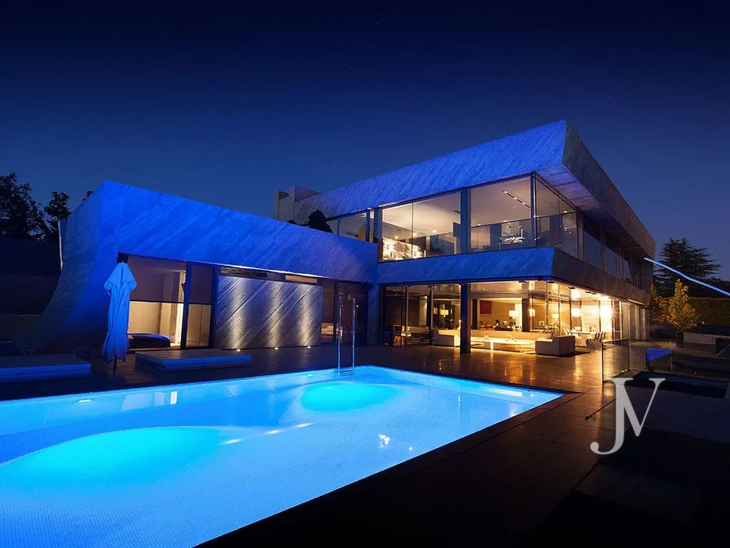 House 1050m² in Portugal, Lisbon. Priced at 5900000€ rent photo-5