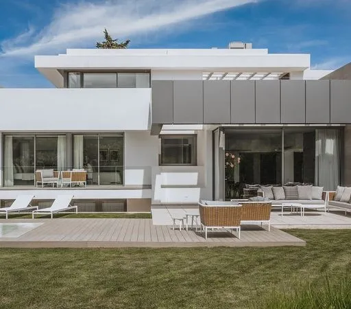 House 626m² in USA, Southbury. Priced at 1927714£ rent photo-3