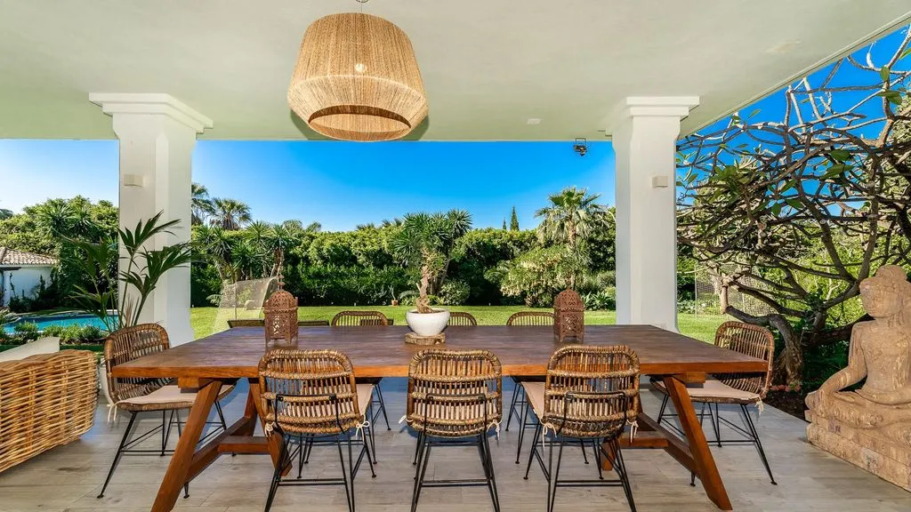 Villa 1190m² in Portugal, Oeirash. Priced at 9500000€ rent photo-18