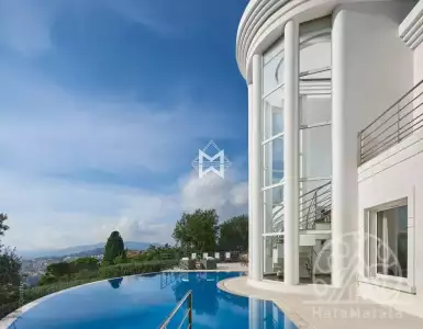 Арендовать villa в France 23000€