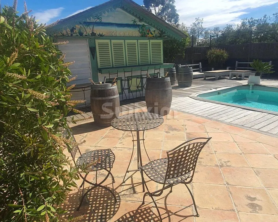 House 190m² in France, Grima. Priced at 1680000€ rent photo-1