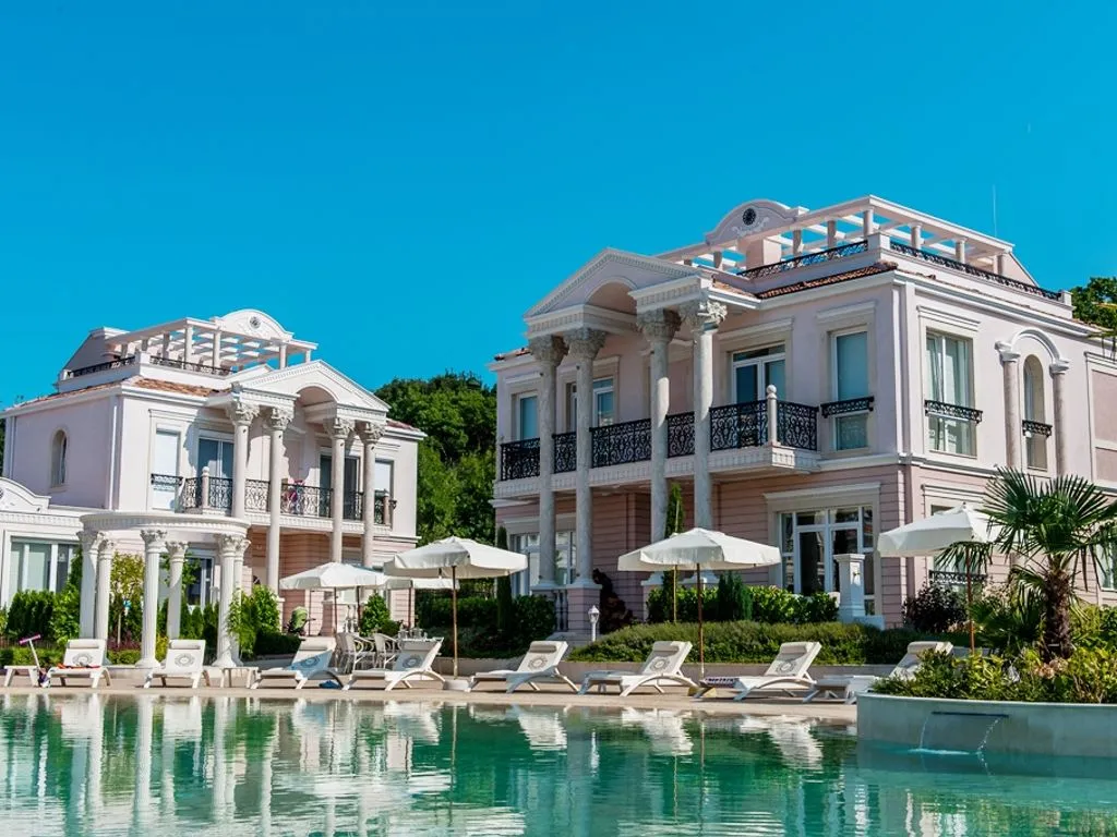 House 150m² in Bulgaria, Sozopol. Priced at 315000€ rent photo-4