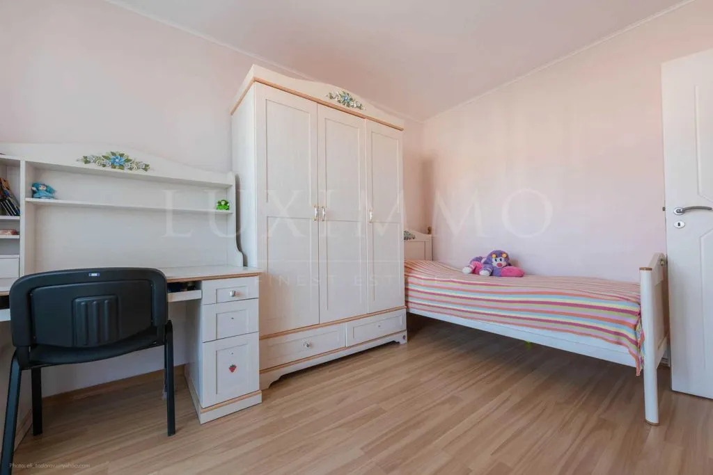 Penthouse 246m² in Bulgaria, Varna. Priced at 375000€ rent photo-3
