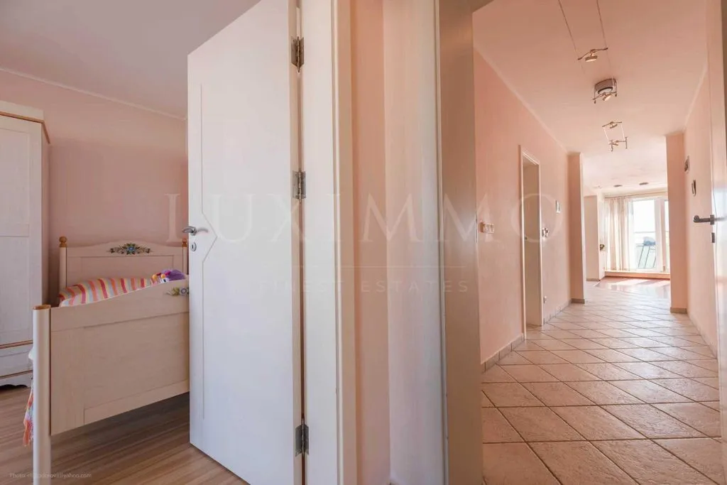 Penthouse 246m² in Bulgaria, Varna. Priced at 375000€ rent photo-5