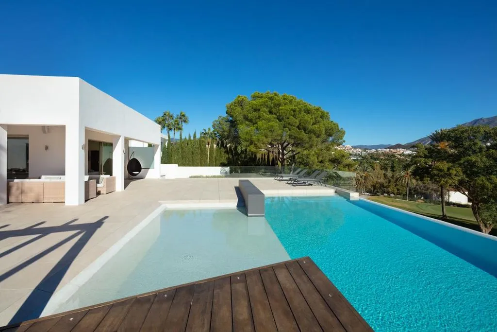 Villa 484m² in Portugal, Oeirash. Priced at 4200000€ rent photo-8
